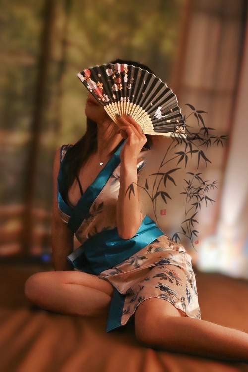 黒崎朱音